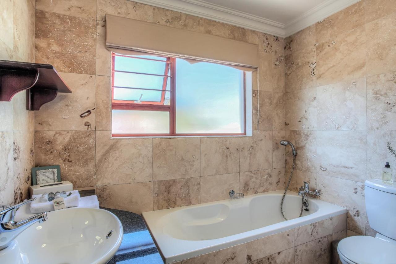 Sunninghill Guest Lodges Johannesburg Ngoại thất bức ảnh