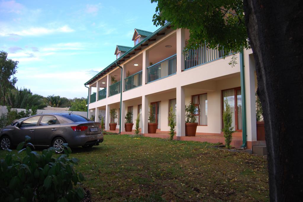 Sunninghill Guest Lodges Johannesburg Ngoại thất bức ảnh