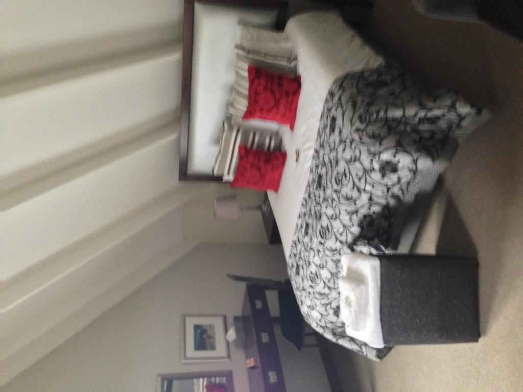 Sunninghill Guest Lodges Johannesburg Ngoại thất bức ảnh