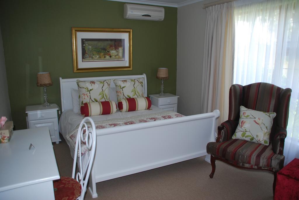 Sunninghill Guest Lodges Johannesburg Ngoại thất bức ảnh