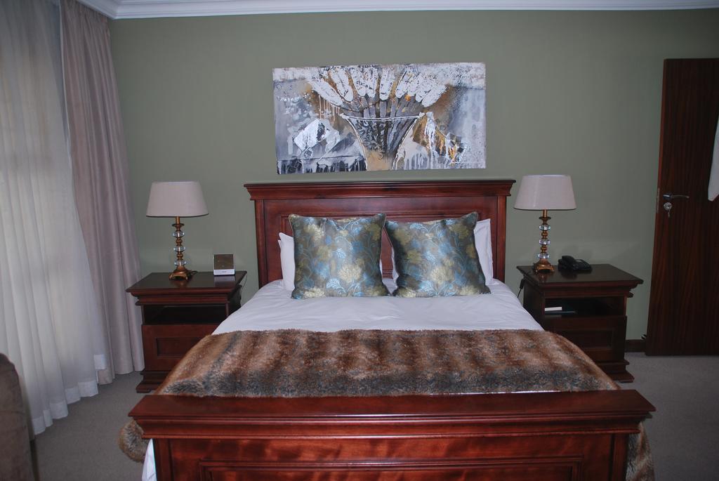Sunninghill Guest Lodges Johannesburg Ngoại thất bức ảnh