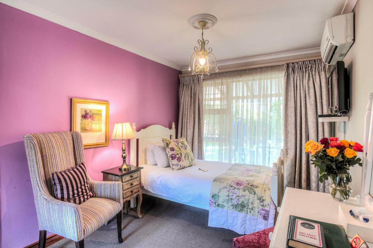 Sunninghill Guest Lodges Johannesburg Ngoại thất bức ảnh