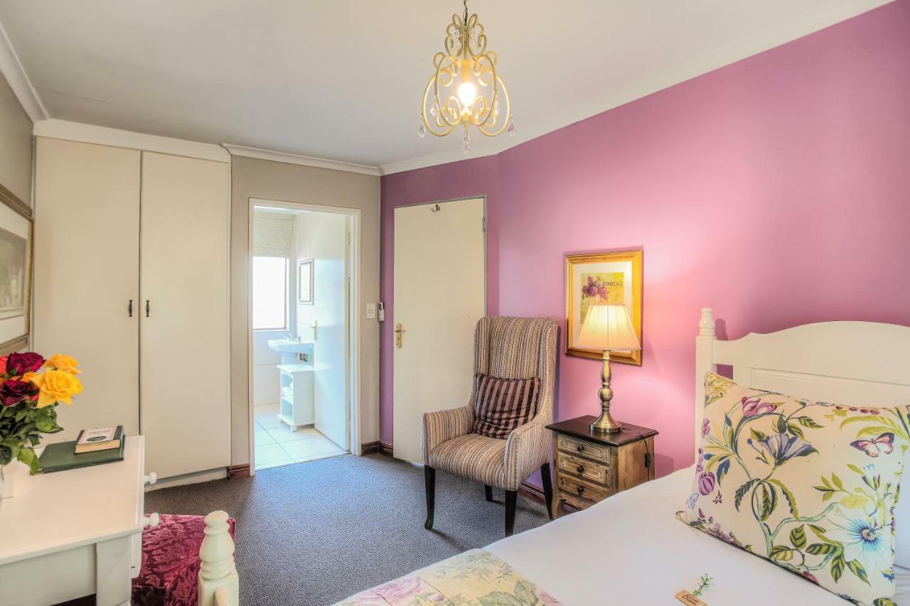 Sunninghill Guest Lodges Johannesburg Ngoại thất bức ảnh