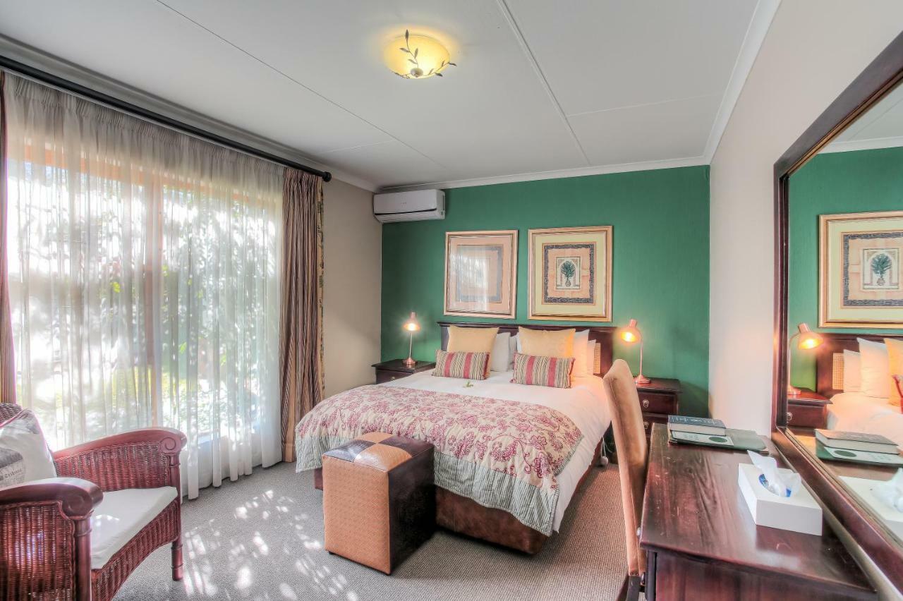 Sunninghill Guest Lodges Johannesburg Ngoại thất bức ảnh