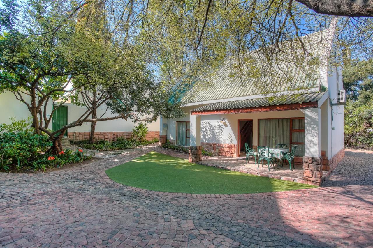 Sunninghill Guest Lodges Johannesburg Ngoại thất bức ảnh